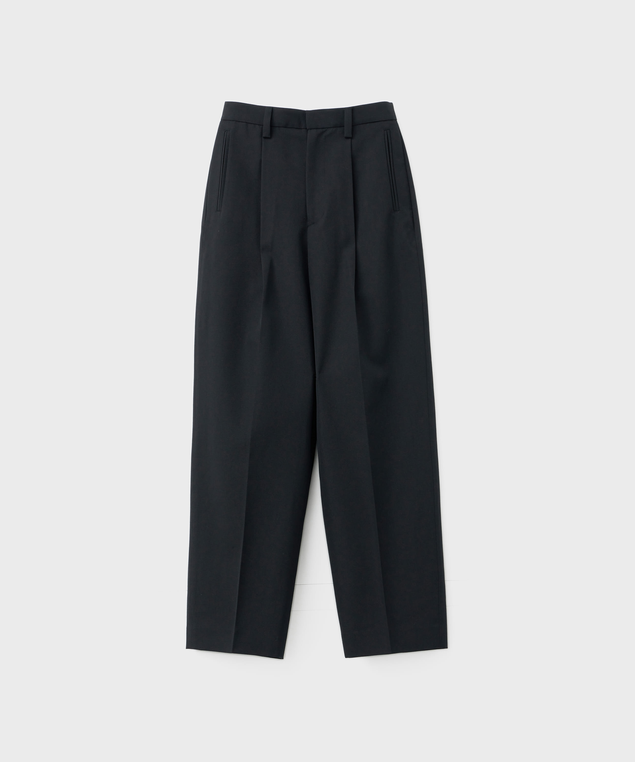 Wool Tapered Trousers (Black)