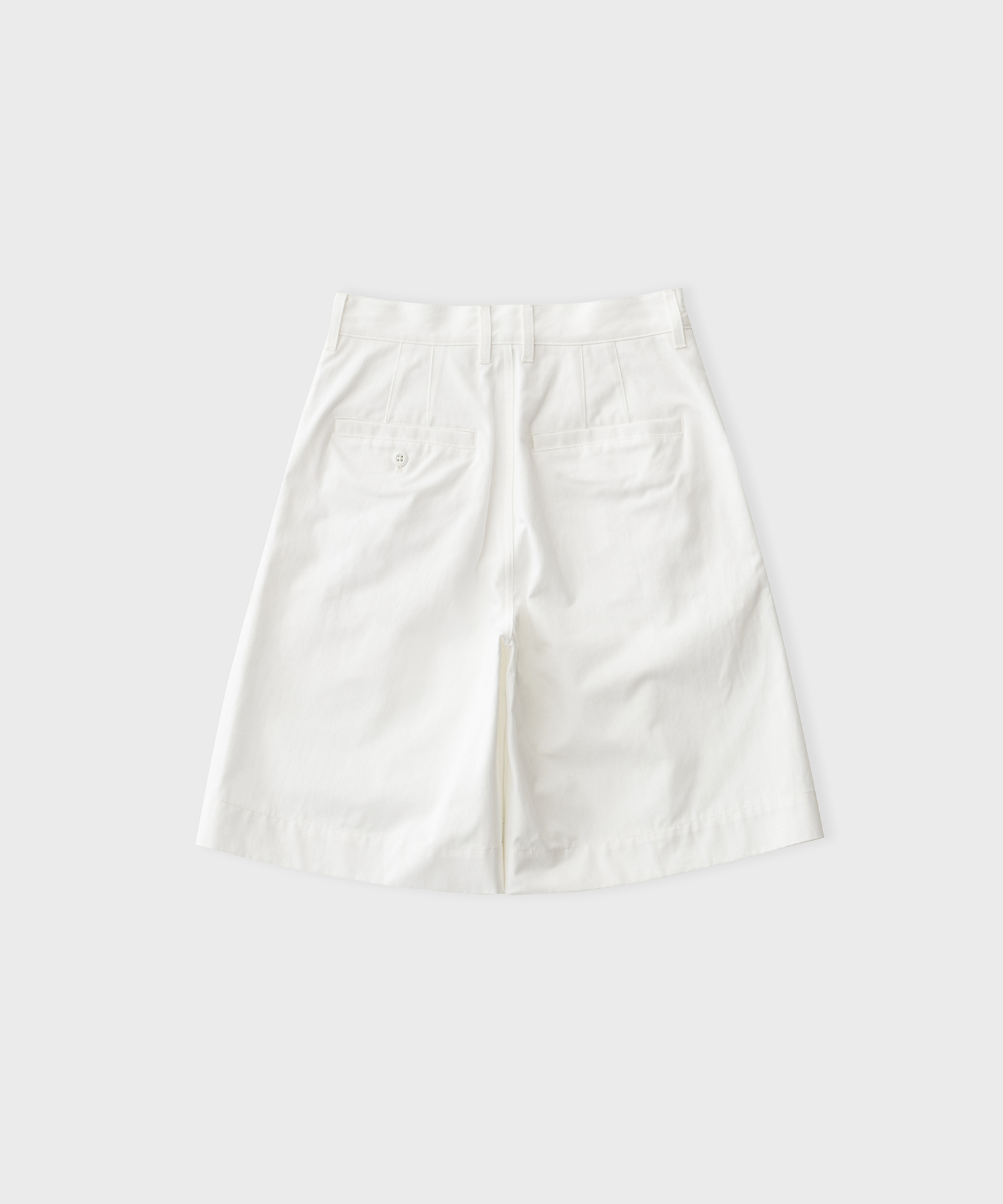 LF Cotton Twill 2 Tuck Short Pants (White)
